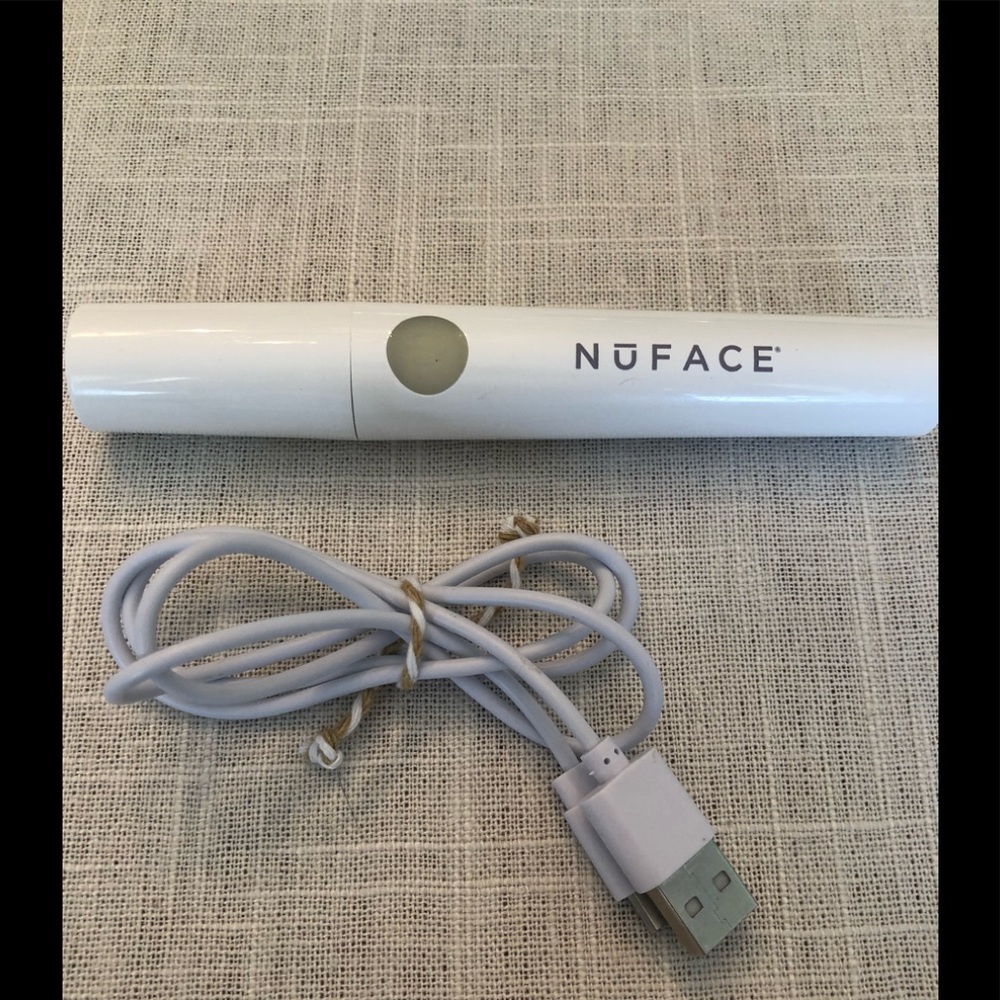 NUFACE FIX® Line Smoothing Device